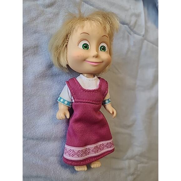 Masha and the Bear 5'' Doll Simba Toys Rare 2016 Fuschia Dress Poseable - Picture 5 of 5